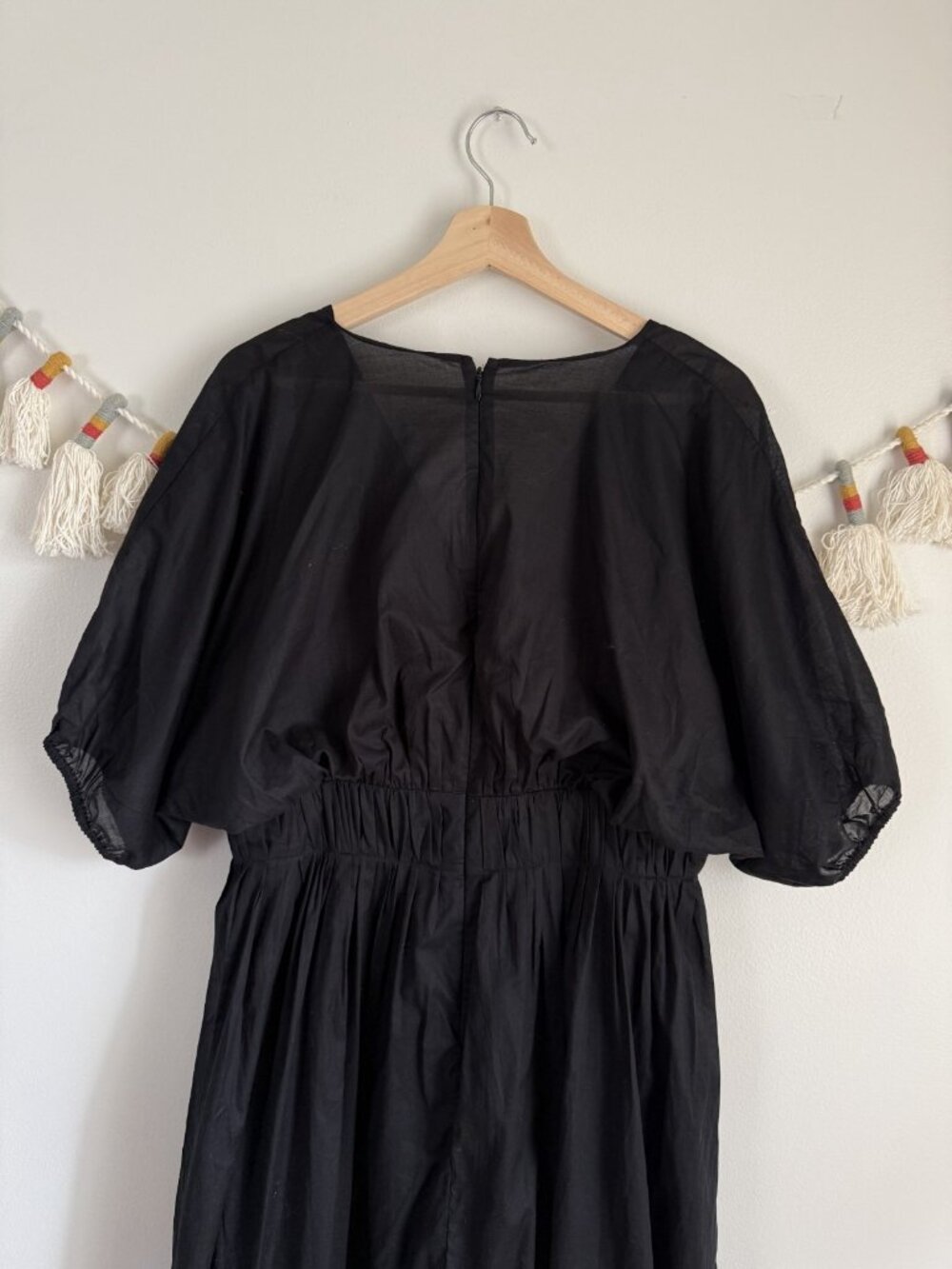 Banana Republic Volie Elbow Sleeve Gathered Midi Dress Black Beachy Whimsical M - Picture 9 of 11